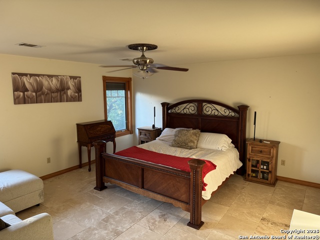 Image 10 of 47 For 10027 Creekwood
