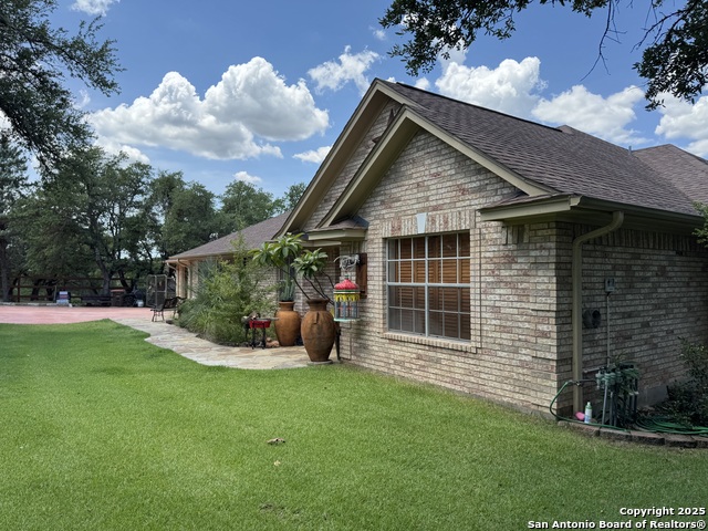 Image 2 of 47 For 10027 Creekwood