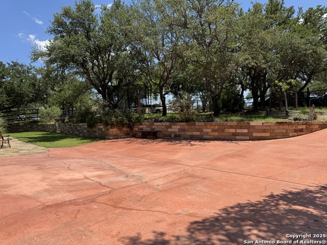 Image 4 of 47 For 10027 Creekwood