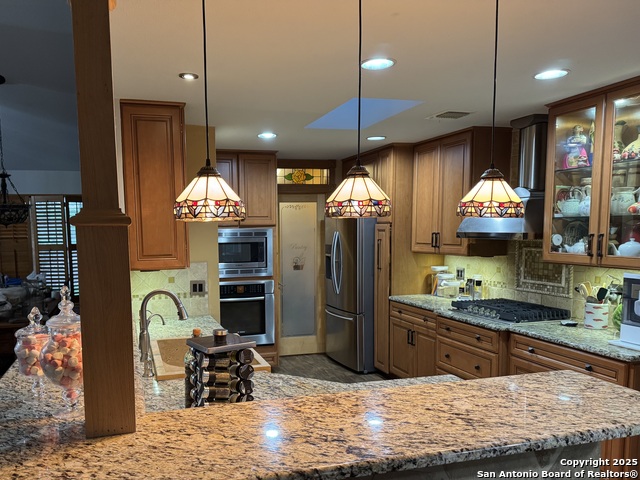 Image 7 of 47 For 10027 Creekwood
