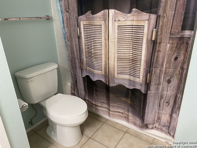 Listing photo id 24 for 2439 Karat