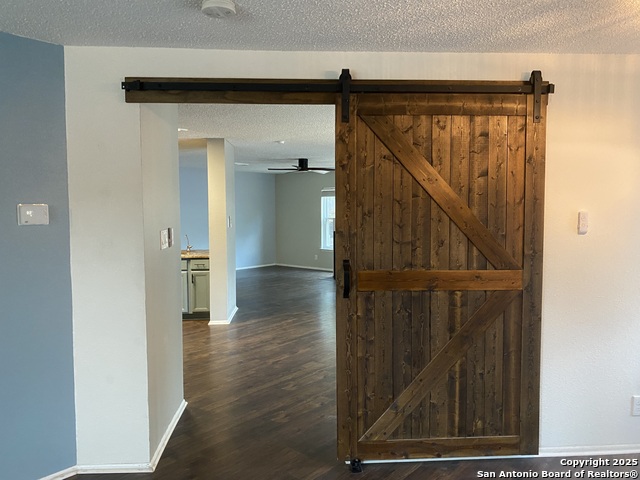 Listing photo id 3 for 2439 Karat