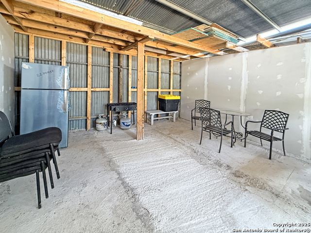 Listing photo id 12 for 2391 County Road 414