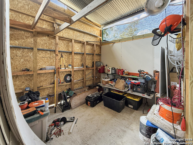 Listing photo id 14 for 2391 County Road 414