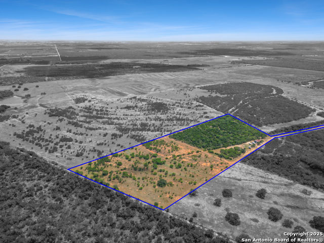 Listing photo id 17 for 2391 County Road 414