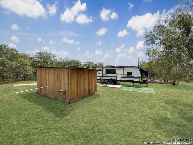 Listing photo id 2 for 2391 County Road 414