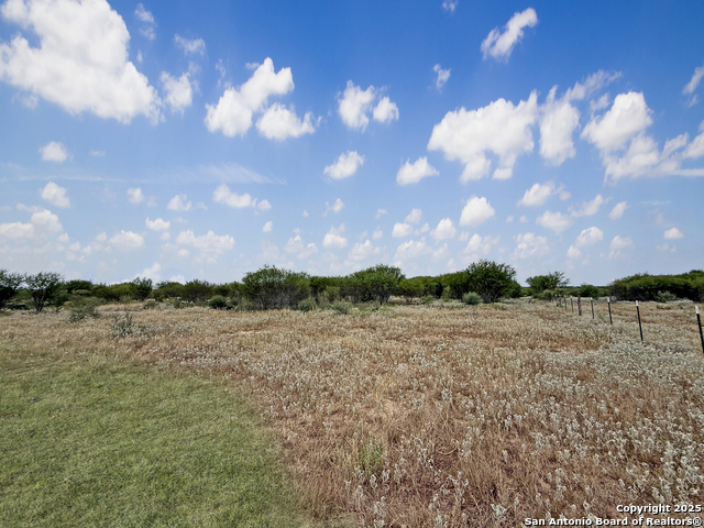 Listing photo id 3 for 2391 County Road 414