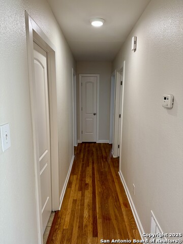 Image 12 of 20 For 410 Shannon Lee St