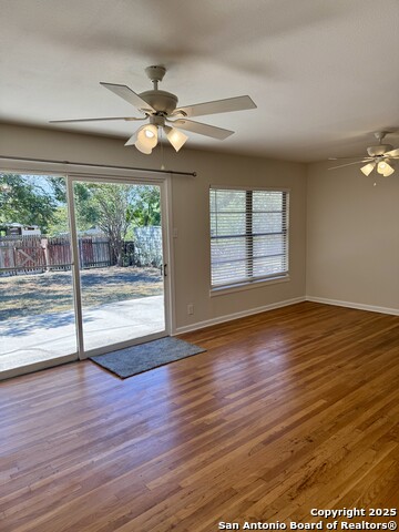 Image 14 of 20 For 410 Shannon Lee St