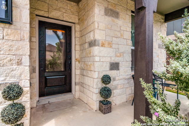 Image 3 of 37 For 27541 Sage View