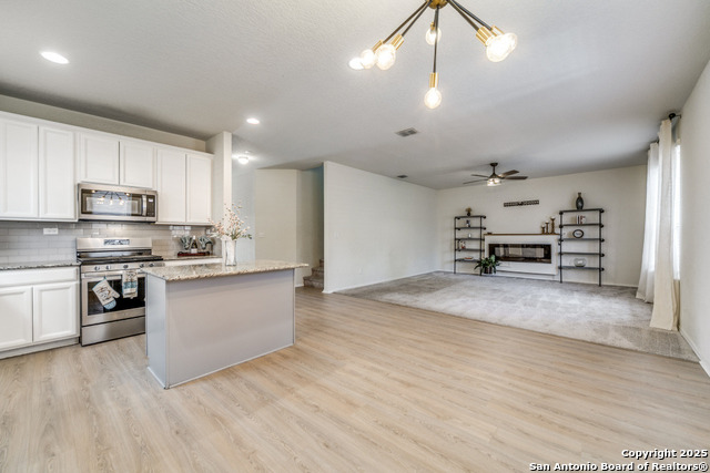 Image 6 of 37 For 27541 Sage View