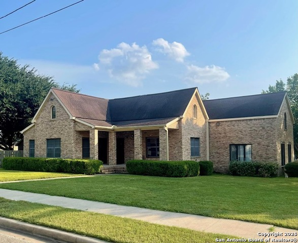 Details for 1120 Avenue D, Shiner, TX 77984