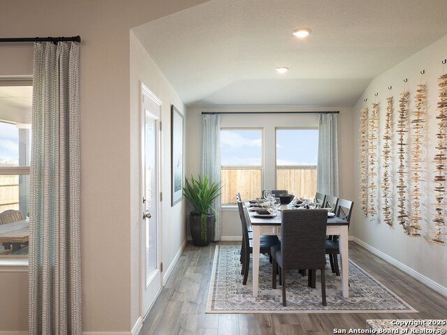 Image 4 of 48 For 9627 Grand Via Blvd