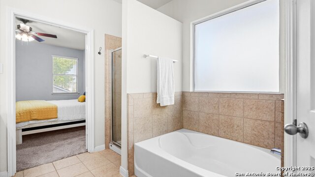 Image 18 of 44 For 2024 Warwick Place
