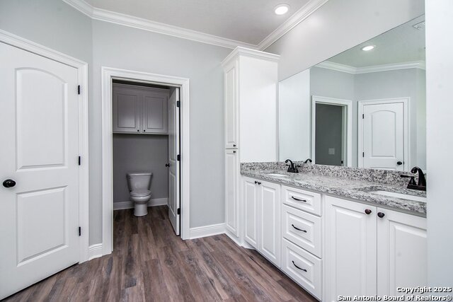 Image 8 of 13 For 226 Colonial