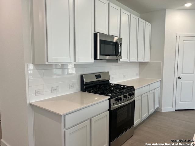 Listing photo id 9 for 5015 Palo Duro