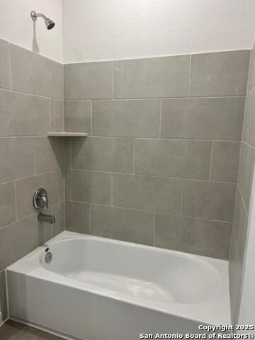 Listing photo id 20 for 5015 Palo Duro