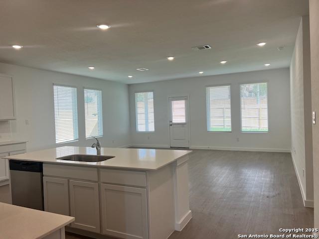 Listing photo id 4 for 5015 Palo Duro