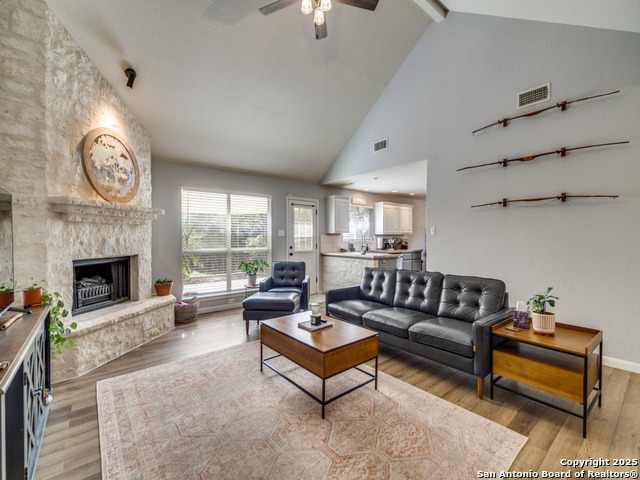 Image 6 of 25 For 129 Mountainview