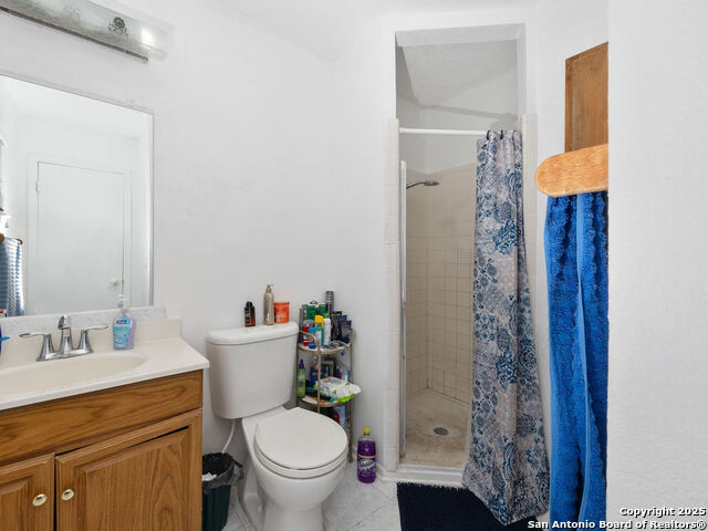Image 12 of 30 For 4706 Esterbrook
