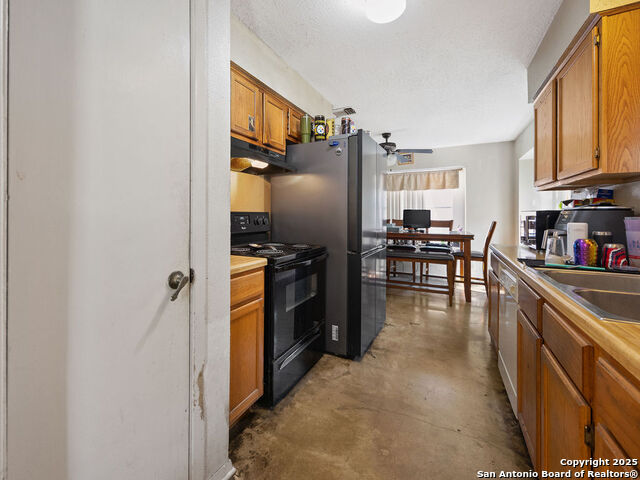 Image 22 of 30 For 4706 Esterbrook