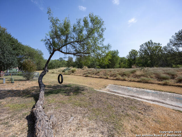 Image 26 of 30 For 4706 Esterbrook