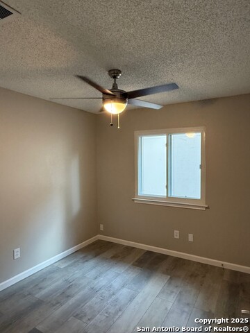 Listing photo id 7 for 12019 Stoney