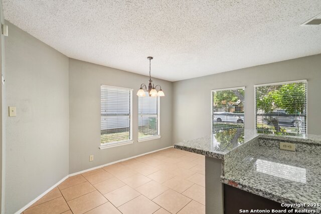 Image 13 of 33 For 10338 Country Vista