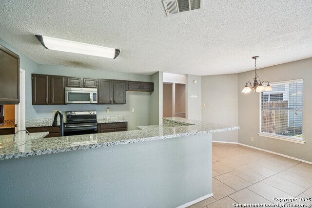 Image 14 of 33 For 10338 Country Vista