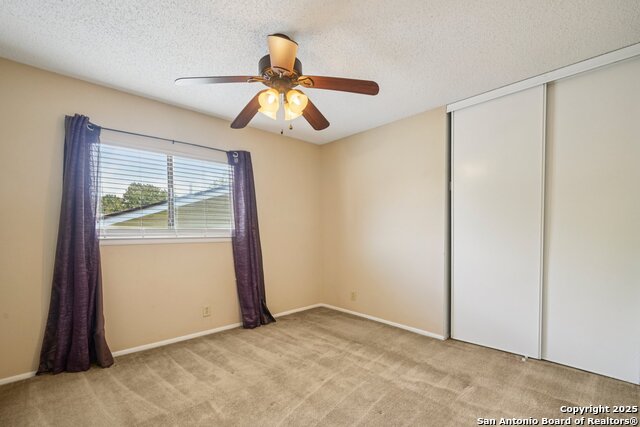 Image 26 of 33 For 10338 Country Vista