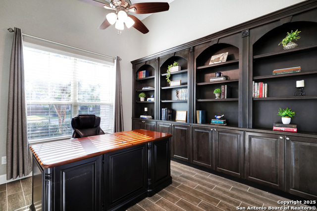 Image 10 of 44 For 3939 Monteverde Way