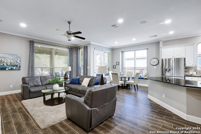 Image 11 of 44 For 3939 Monteverde Way