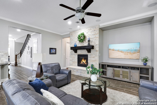 Image 4 of 44 For 3939 Monteverde Way
