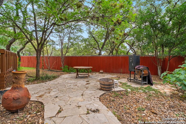 Listing photo id 17 for 7130 Ranch Hill