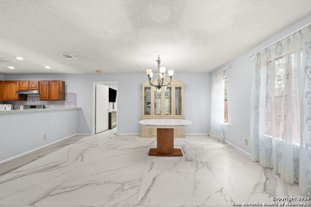 Listing photo id 7 for 7130 Ranch Hill