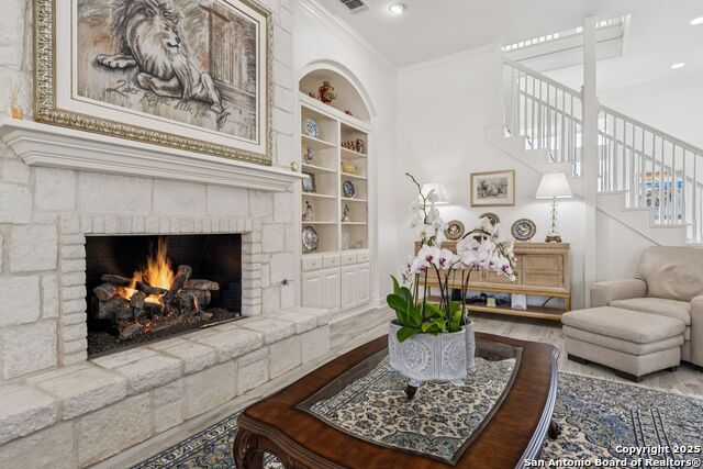 Image 11 of 47 For 16 Highgate Dr