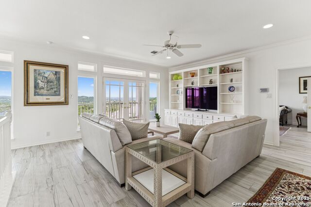 Image 23 of 47 For 16 Highgate Dr