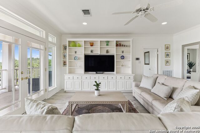 Image 24 of 47 For 16 Highgate Dr