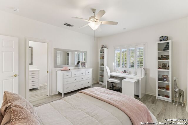 Image 26 of 47 For 16 Highgate Dr