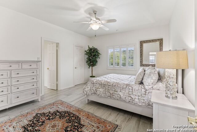 Image 27 of 47 For 16 Highgate Dr