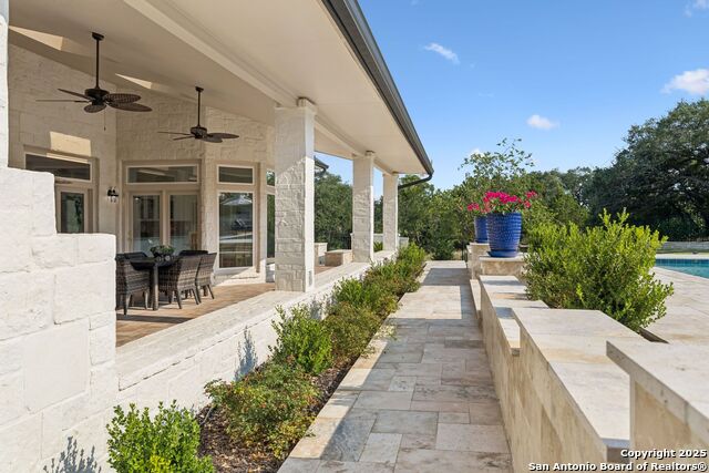 Image 41 of 47 For 16 Highgate Dr