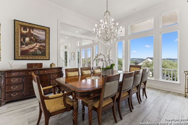 Image 7 of 47 For 16 Highgate Dr