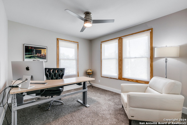 Listing photo id 19 for 1012 Cherry N