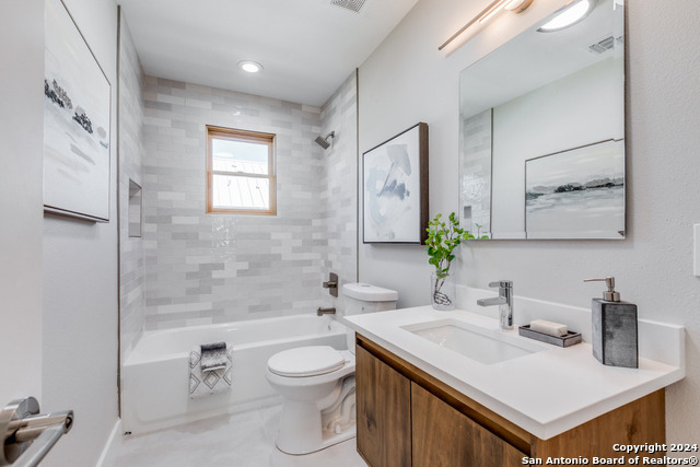 Listing photo id 20 for 1012 Cherry N