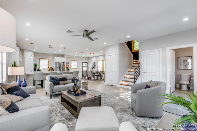Listing photo id 6 for 1012 Cherry N