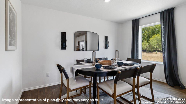 Listing photo id 16 for 12551 Ivory Pkwy