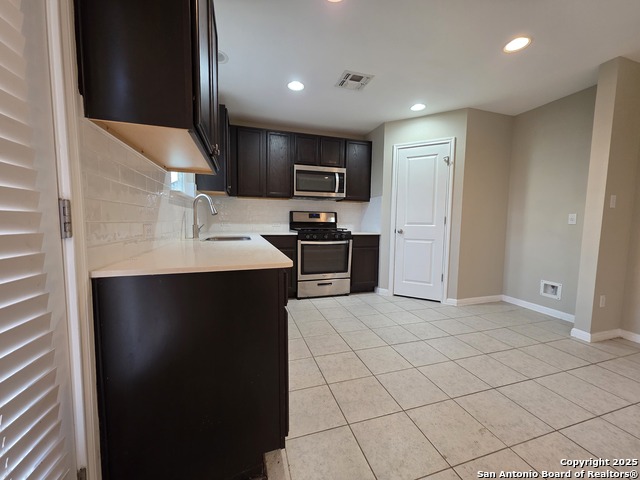 Image 5 of 21 For 130 Frasier