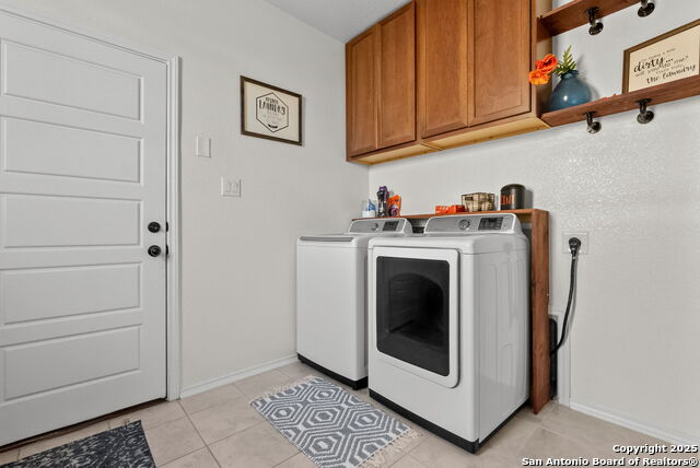 Image 34 of 39 For 295 Kat Garnet