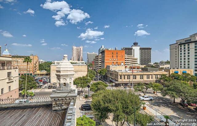 Details for 235 Commerce E 400, San Antonio, TX 78205