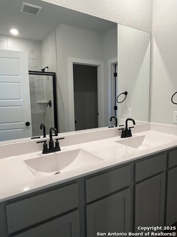 Image 6 of 11 For 738 Whitman Street